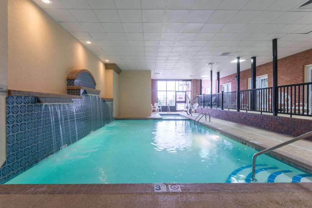 Ramada By Wyndham Topeka Downtown Hotel & Convention Center Ανέσεις φωτογραφία