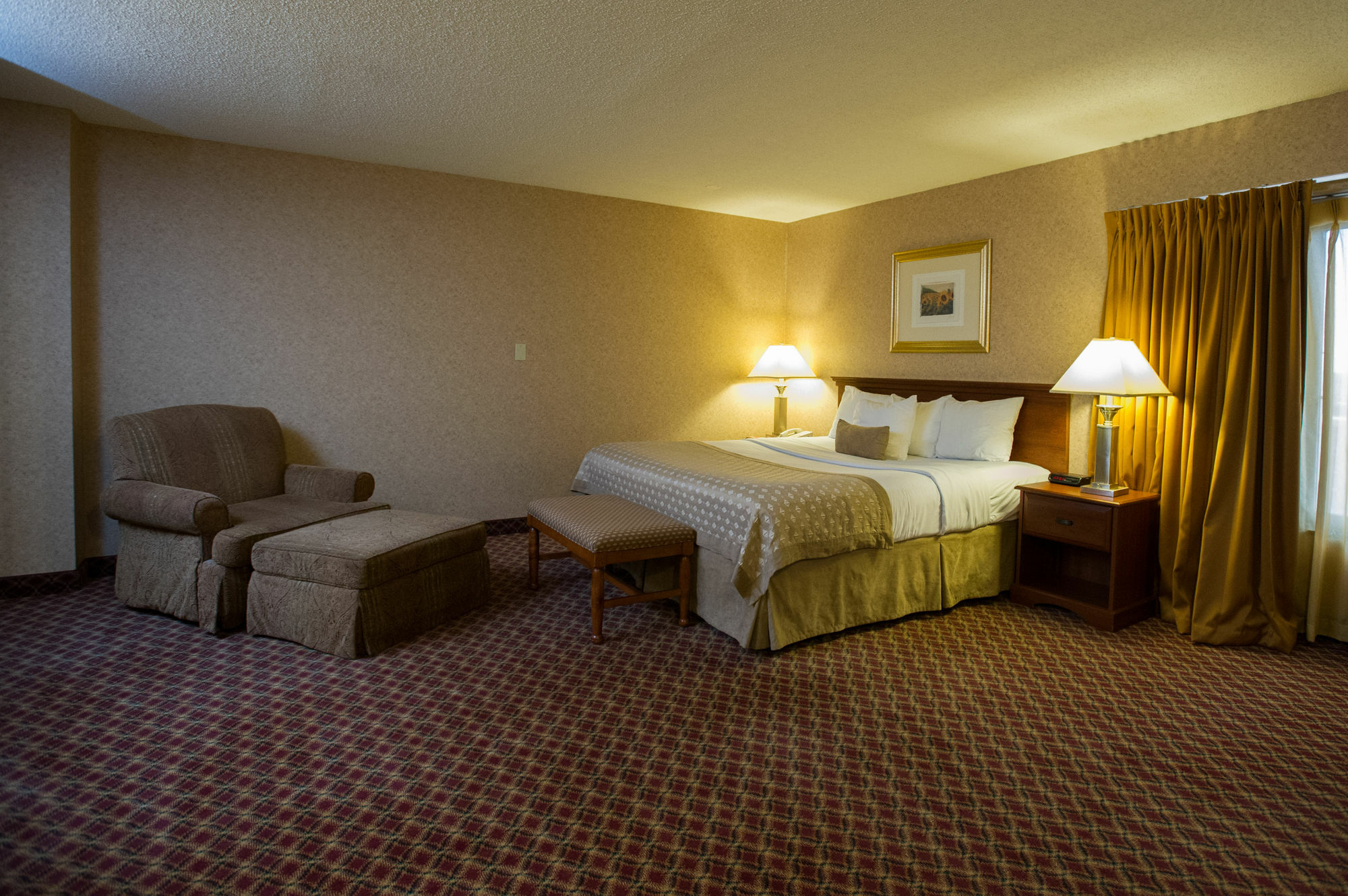 Ramada By Wyndham Topeka Downtown Hotel & Convention Center Εξωτερικό φωτογραφία